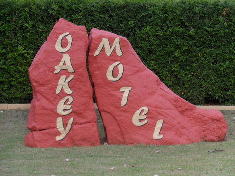 Oakey Motel - Redcliffe Tourism 0