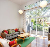 Ocean Nest - Pet Friendly - Redcliffe Tourism