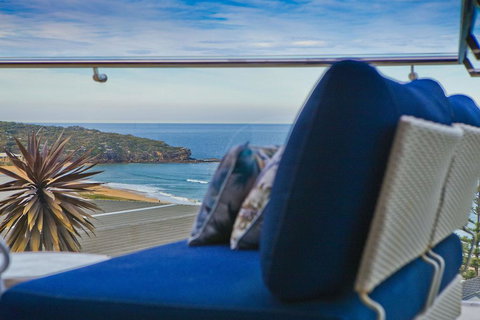 Ocean Vista Luxury Home At Curl Curl - Redcliffe Tourism 2