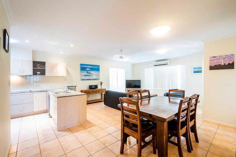 Oceania 11 - Redcliffe Tourism 3