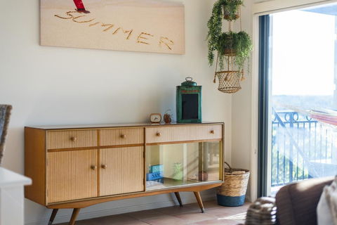 Oceanside - Redcliffe Tourism 1