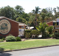Old Coach Motor Inn Echuca - Redcliffe Tourism