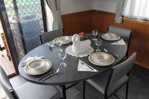 OMARU FARM STAY - Redcliffe Tourism 2