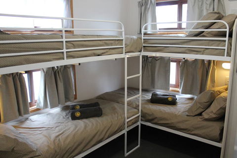 OMARU FARM STAY - Redcliffe Tourism 3