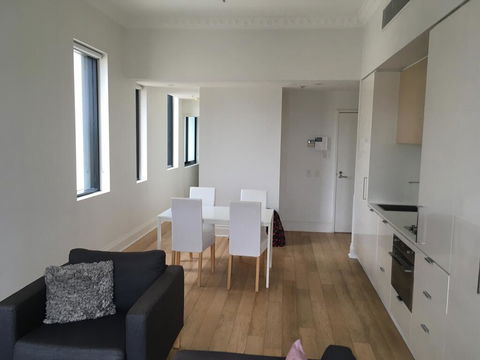 One Bedroom Apartment In Potts Point - Redcliffe Tourism 2