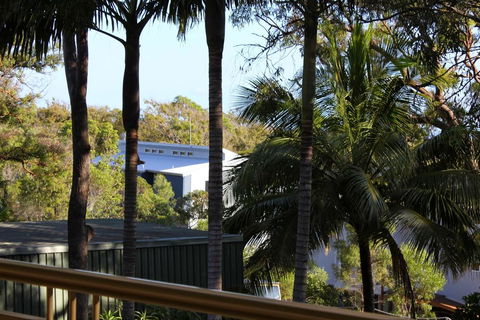 Orchid Beach Apartments - Redcliffe Tourism 0