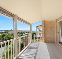 Orient Lane on Kingscliff Hill - Redcliffe Tourism