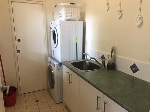 Our Beach House - Redcliffe Tourism 2
