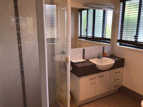 Our Beach House - Redcliffe Tourism 3