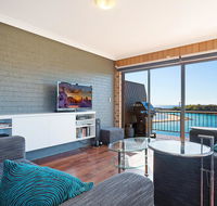 Pacific Pines Unit 5 - Redcliffe Tourism