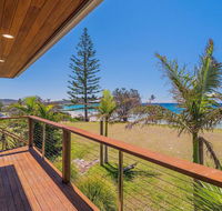 Pacifica 1 - On the beach at Brooms Head - Redcliffe Tourism