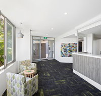 Palm Court Motor Inn - Redcliffe Tourism