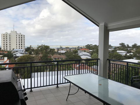 Panoramic Blue Bay Views - 3 Bedroom Townhouse - Redcliffe Tourism 0