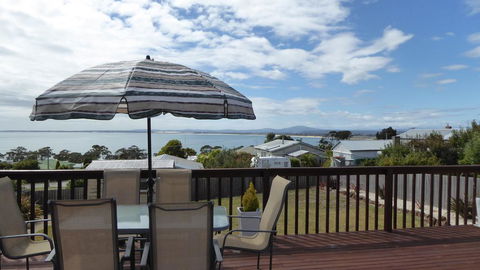 Panoramic Views On Walter - Redcliffe Tourism 0