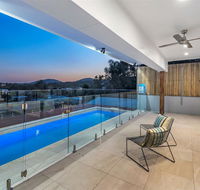 Panoramic Views Villa Birdwood Terrace 4 Bedroms - Toowong - Redcliffe Tourism