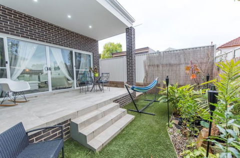 Parramatta Jewel - Redcliffe Tourism 2