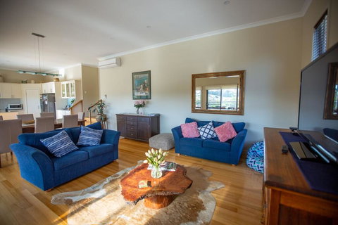 Paula's Place 8 Ti Tree Close Robe - Redcliffe Tourism 0