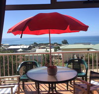 Penguin Seaside Homestay - Redcliffe Tourism