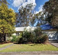 Pet Friendly - Summer Cottage - Redcliffe Tourism