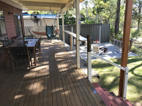 Pet Friendly Waterfront Holiday House On Peacefull Island With Bikes And Kayaks - Redcliffe Tourism 3