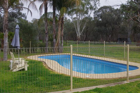 Pioneer Tourist Park - Redcliffe Tourism 1
