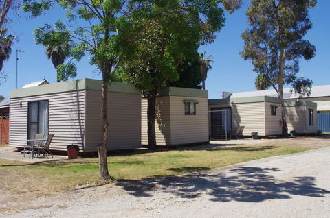 Pioneer Tourist Park - Redcliffe Tourism 2