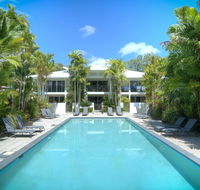 Plantation 2 - Absolute Beachfront - Redcliffe Tourism