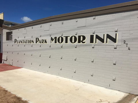 Plantation Park Motor Inn - Redcliffe Tourism 0
