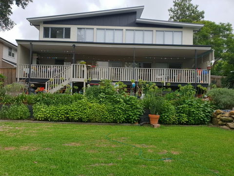 Poppies House - Redcliffe Tourism 0