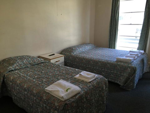 Port Macquarie Hotel - Redcliffe Tourism 1