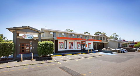 Pritchards Hotel - Redcliffe Tourism 1