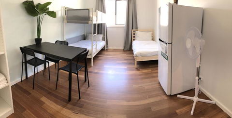Private Room In City Central! - Redcliffe Tourism 1