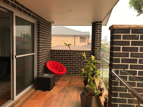 Private Room In Modern, Comfortable Home Stay - Redcliffe Tourism 2