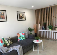 Private Room in Modern Comfortable Home Stay - Redcliffe Tourism
