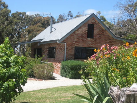 Prom Coast Holiday Lodge - Redcliffe Tourism 0