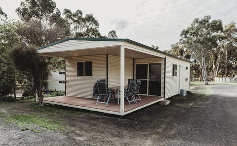 Pyrenees Caravan Park - Redcliffe Tourism 1