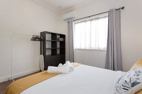 Quokka At White Gum Lodge - Redcliffe Tourism 2