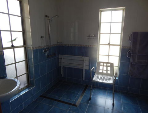 R On The Downs BnB & Cottages - Redcliffe Tourism 3