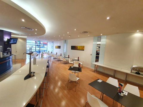 Ramada Encore By Wyndham Dandenong - Redcliffe Tourism 2