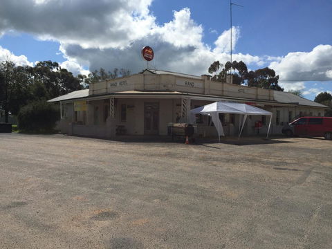 Rand Hotel - Redcliffe Tourism 0