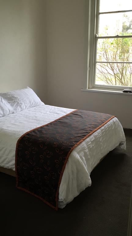 Rand Hotel - Redcliffe Tourism 2