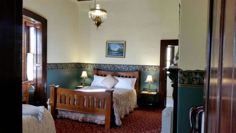 Ranelagh House - Redcliffe Tourism 1