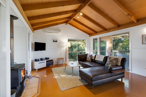 Ravensbourne Escape - Windsong - Redcliffe Tourism 2