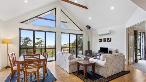 Ravensbourne Escape- Stella Luna - Redcliffe Tourism 2