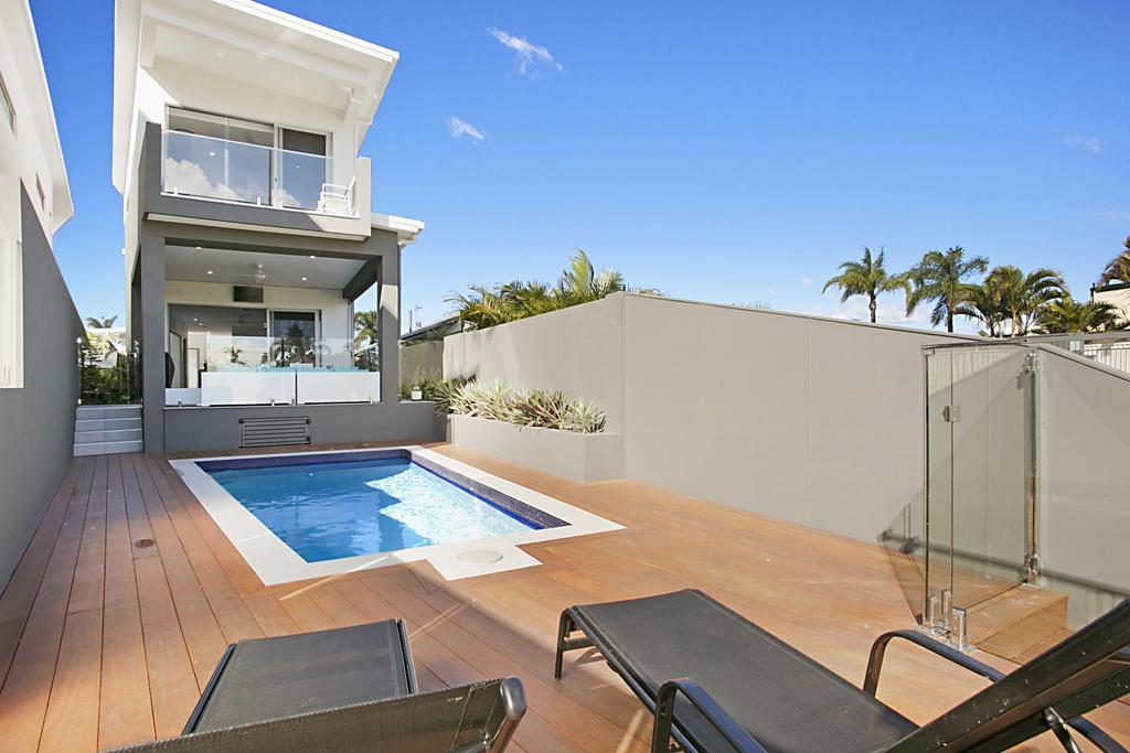 Bundall QLD Redcliffe Tourism
