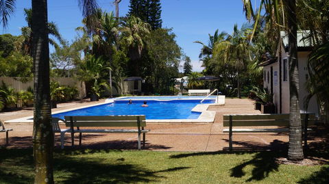 Redhead Beach Holiday Park - Redcliffe Tourism 0