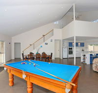 Relax at Falcon By The Bay - Redcliffe Tourism