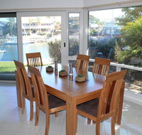 Relax at the Marina - Redcliffe Tourism