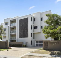 Relax in stylish comfort Sunshine Beach - Redcliffe Tourism
