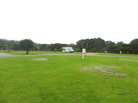 Rest Point Holiday Village - Redcliffe Tourism 2